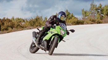 : Kawasaki Ninja 250SL