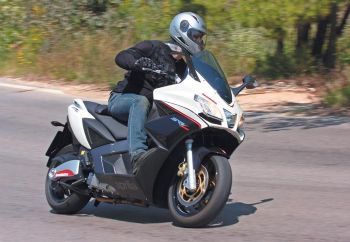����� ������: Aprilia SRV 850