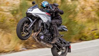Test ���������������: Suzuki Katana 1000 (2022-2024)
