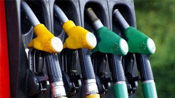 «Χρυσάφι» πάλι οι τιμές της βενζίνης - Να γιατί συμβαίνει