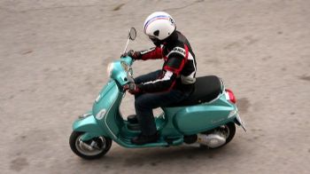 Vespa LX 150ie 3V.   !