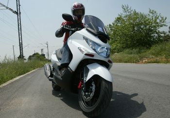 : Kymco Xciting 300Ri 