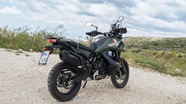 Το 1000MT-X βασίζεται σε ατσάλινο πλαίσιο χρωμίου-μολυβδαινίου, με το συνολικό βάρος να ανακοινώνεται στα 222 κιλά γεμάτο.