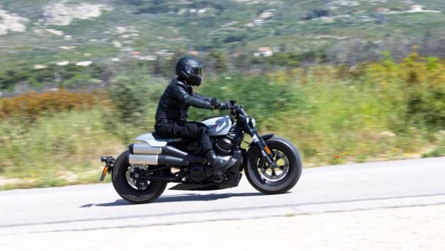 Οι μετρήσεις μας εξηγούν πολλά από αυτά που νιώθουμε με αριθμούς. Το 0-50 χλμ./ώρα έρχεται σε 1,75 δευτ., το 0-100 χλμ./ώρα σε μόλις 3,7 δευτ., ενώ το 0-160 χλμ./ώρα ολοκληρώνεται σε 8,1 δευτ. Οι μετρήσεις μας εξηγούν πολλά από αυτά που νιώθουμε με αριθμούς. Το 0-50 χλμ./ώρα έρχεται σε 1,75 δευτ., το 0-100 χλμ./ώρα σε μόλις 3,7 δευτ., ενώ το 0-160 χλμ./ώρα ολοκληρώνεται σε 8,1 δευτ.