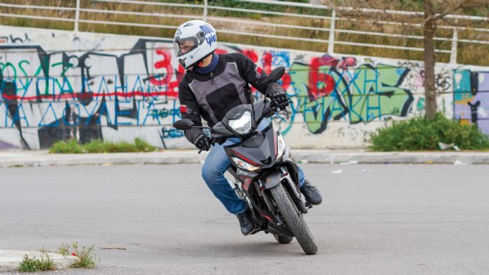 Δοκιμάζουμε το Honda Supra GTR150