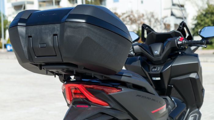 Top Box που ανοίγει ασύρματα με το SmartKey.
