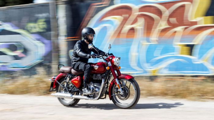 H δύναμη βγαίνει στο δρόμο ομαλά και στρωτά
