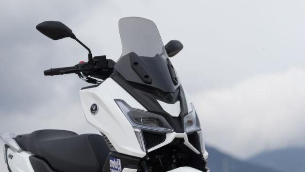 Voge SR1: GT scooter με Dash Cam, Traction Control και τιμή 2.695 ευρώ