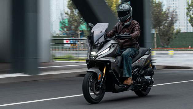 Voge SR450X 