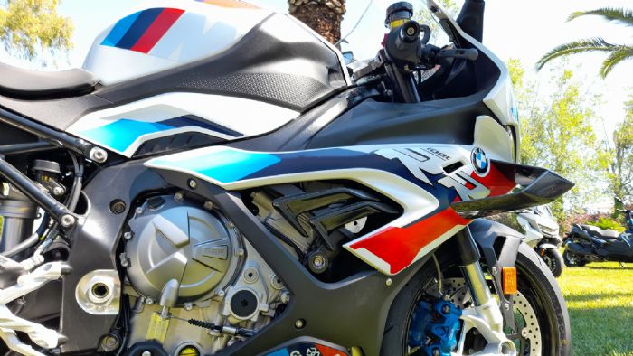 BMW M 1000 RR