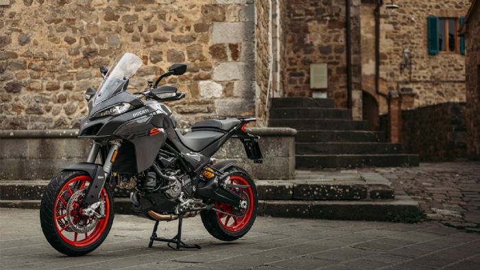 H νέα Multistrada V2