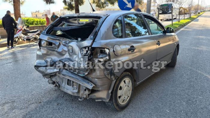 Εικόνες από το σημείο του ατυχήματος.