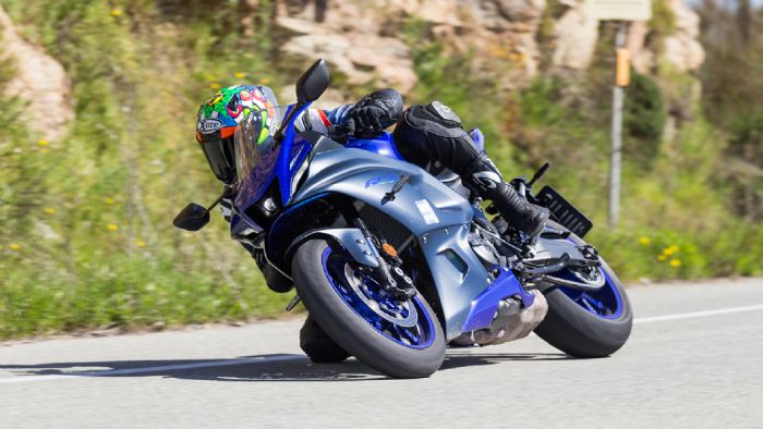 Yamaha R7 - Test