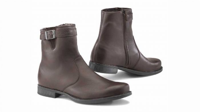 Αδιάβροχο μποτάκι 40% φθηνότερα Αδιάβροχο μποτάκι 40% φθηνότερα