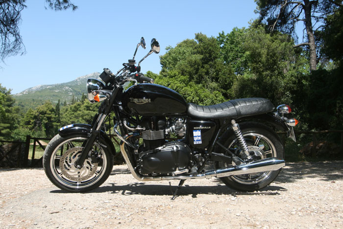 Triumph Bonneville 