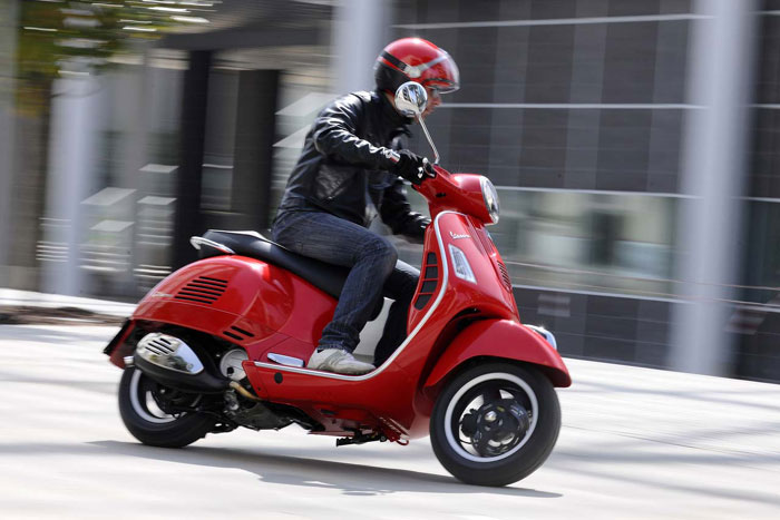 Παρουσιάστηκαν η GTS 125 Super και LX50 4V