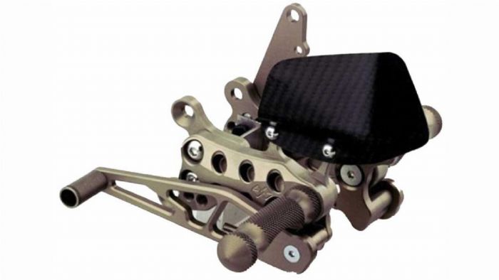 Ρυθμιζόμενα μαρσπιέ Gilles για Yamaha R1