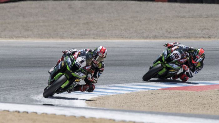 Το 1-2 έκαναν οι αναβάτες της Kawasaki στο δεύτερο σκέλος του αγώνα Το 1-2 έκαναν οι αναβάτες της Kawasaki στο δεύτερο σκέλος του αγώνα