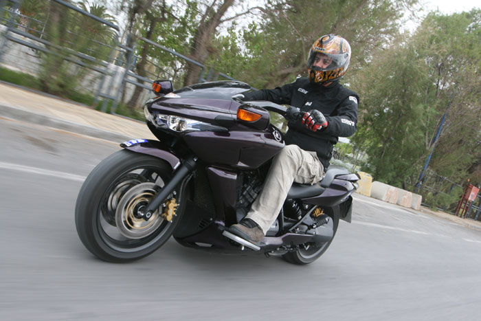 Δοκιμή: Honda DN-01
