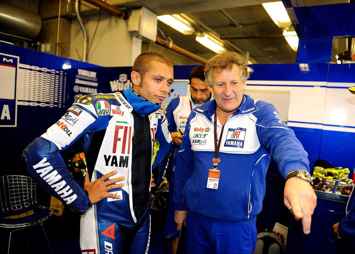 Burgess: Ο Rossi εξελίσσει, ο Lorenzo οδηγεί…