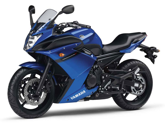 Νέα χρώματα και μικρές αλλαγές στη γκάμα