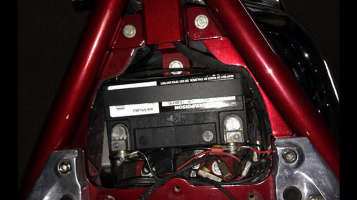 Με λίγη φροντίδα η μπαταρία σου θα μείνει για καιρό σε καλή κατάσταση. Με λίγη φροντίδα η μπαταρία σου θα μείνει για καιρό σε καλή κατάσταση.