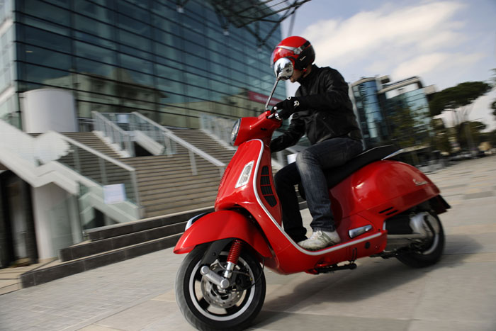 Οι νέες Vespa στο τεύχος Νο11!