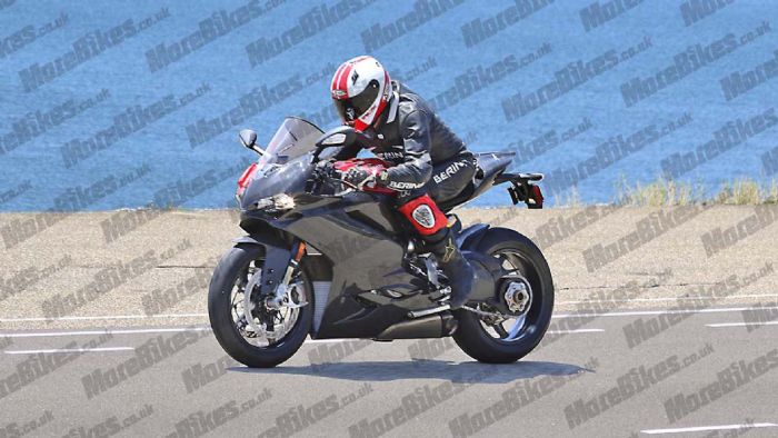 Είναι αυτό το Ducati Project 1408; Έτσι φαίνεται! 