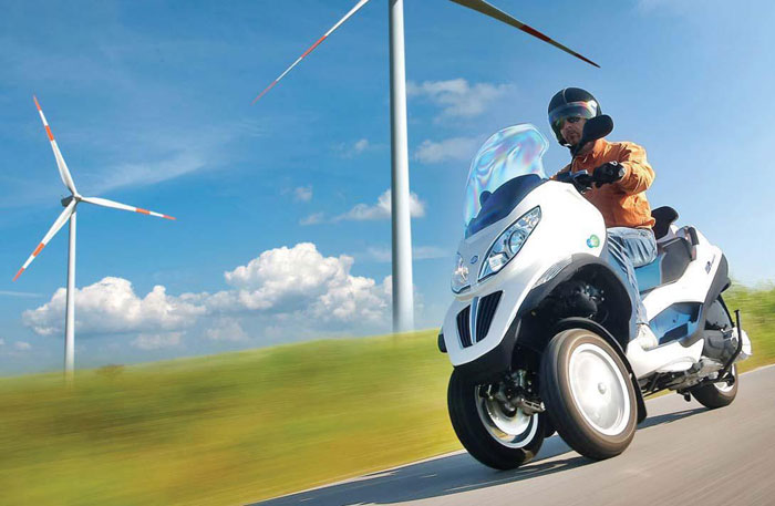 ΜP3 HyS και στα 300 κ.εκ. ετοιμάζει η Piaggio 