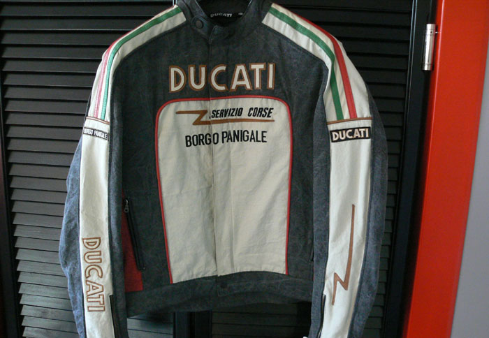 Μπουφάν Borgo Panigale