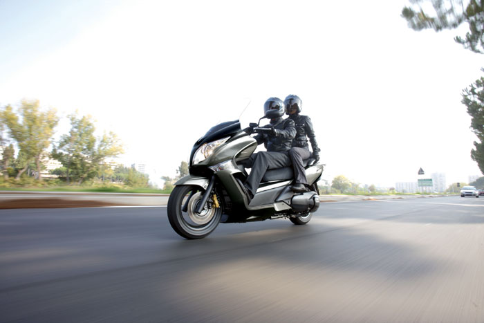 Ανανέωση στο Honda Silverwing SW-T 600 Ανανέωση στο Honda Silverwing SW-T 600