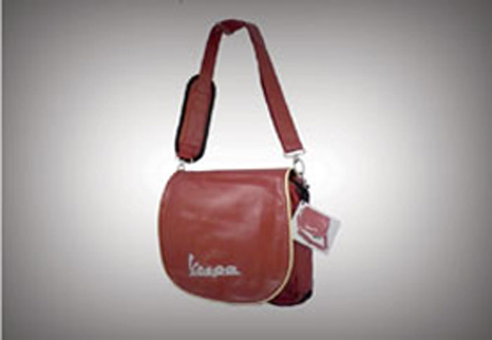 Τσάντα ώμου από τη Vespa