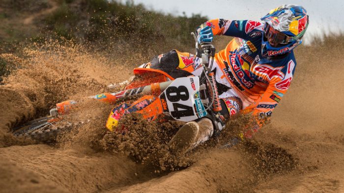 Ο Jeffrey Herlings είναι πολύ δυνατός στην άμμο και το απέδειξε ξανά Ο Jeffrey Herlings είναι πολύ δυνατός στην άμμο και το απέδειξε ξανά