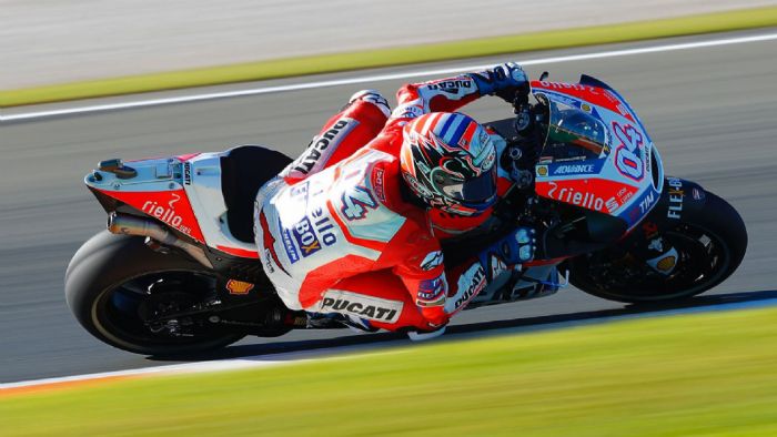 O Dovizioso είναι ευχαριστημένος που ο Lorenzo έμεινε μπροστά του, γιατί αλλιώς O Dovizioso είναι ευχαριστημένος που ο Lorenzo έμεινε μπροστά του, γιατί αλλιώς δεν θα μπορούσε να φτάσει τους πρωτοπόρους.