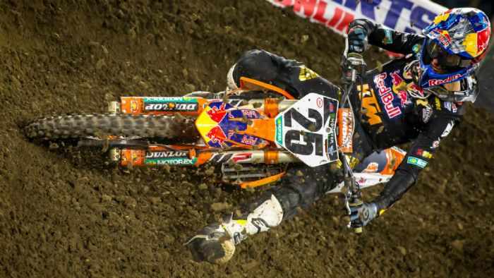 Με νίκη ξεκίνησε τη σεζον ο Musquin.