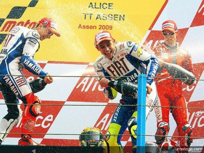 MotoGP: 100 νίκες για τον Rossi! MotoGP: 100 νίκες για τον Rossi!