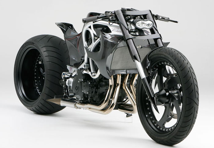 Power cruiser με κινητήρα GSX-R 1000!