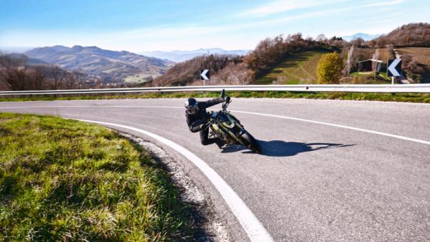 H Morbidelli συνεχίζει με την Α2 naked μοτοσυκλέτα Ν300 και για το 2026 με χαρακτηριστικά εξοπλισμού που κλείνουν το μάτι στις ανώτερες κατηγορίες, προσφέροντας ένα πλήρες πακέτο τεχνολογικών δυνατοτήτων.