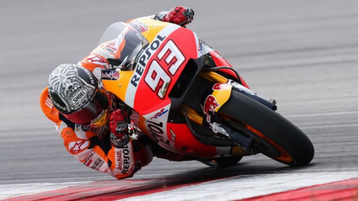 Η Honda δεν θα ζητήσει απο τον Pedrosa να βοηθήσει τον Marquez. Η Honda δεν θα ζητήσει απο τον Pedrosa να βοηθήσει τον Marquez.