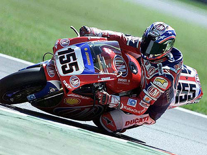 Επιστρέφει ο Bostrom στα Superbike;