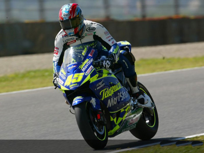 Ο Edwards εξηγεί το αμερικάνικο circuit