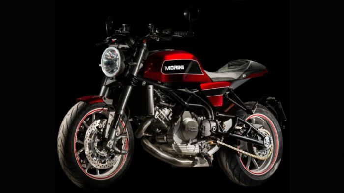 Εμπνευσμένο απο το 3 1/2 του 1970