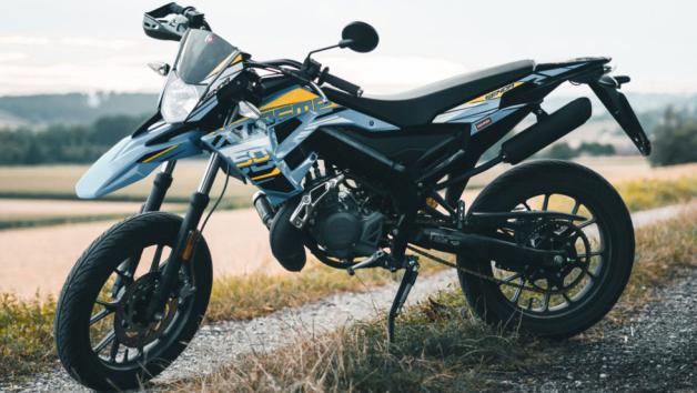 Πρέπει τα 50άρια και τα ηλεκτρικά αντίστοιχά τους να πηγαίνουν με πάνω από 45 χλμ./ώρα;