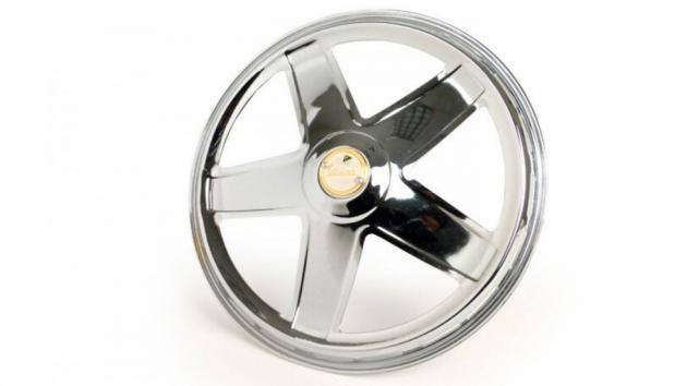 Τάσι τροχού Vespa Ferrarina σε χρώμιο Τάσι τροχού Vespa Ferrarina σε χρώμιο