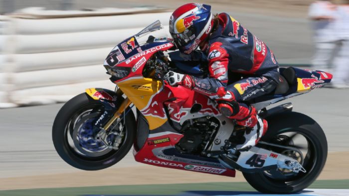 Θα αγωνιστεί ξανά για την Ten Kate Honda. Θα αγωνιστεί ξανά για την Ten Kate Honda.