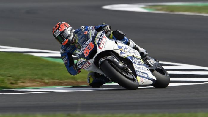 Με κατάγματα στο δεξί πόδι έφυγε ο Rabat από το Silverstone.