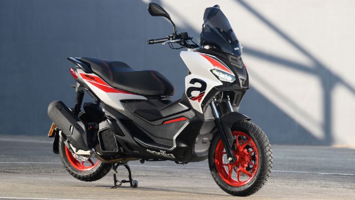 Η Aprilia διαθέτει τέσσερα σκούτερ της από την SR GT σειρά σε νέες μειωμένες τιμές.