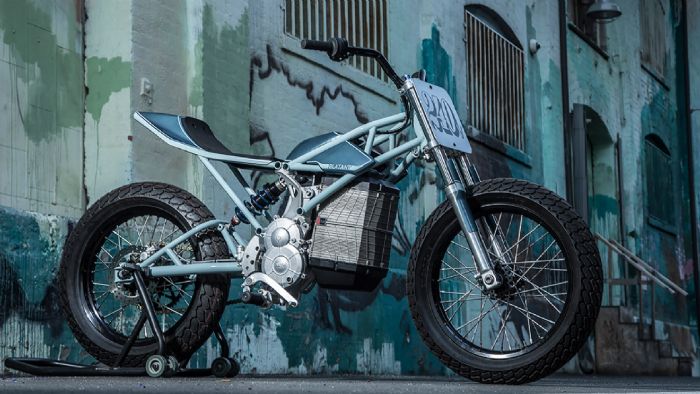 Μια ενδιαφέρουσα δημιουργία με την καρδιά μιας Alta. 