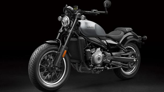 CFMOTO 450CL-C MY26: Νέα σέλα, εργονομικές αλλαγές και αναμονή για Ευρώπη