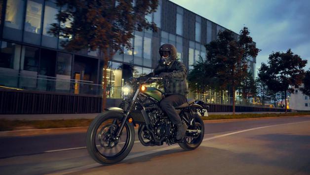 Honda CL 500: Ρετρό αισθητική, σύγχρονες επιδόσεις